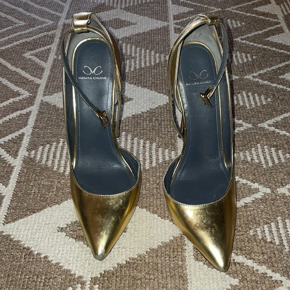 Monika Chiang Gold Heels - Picture 2 of 4